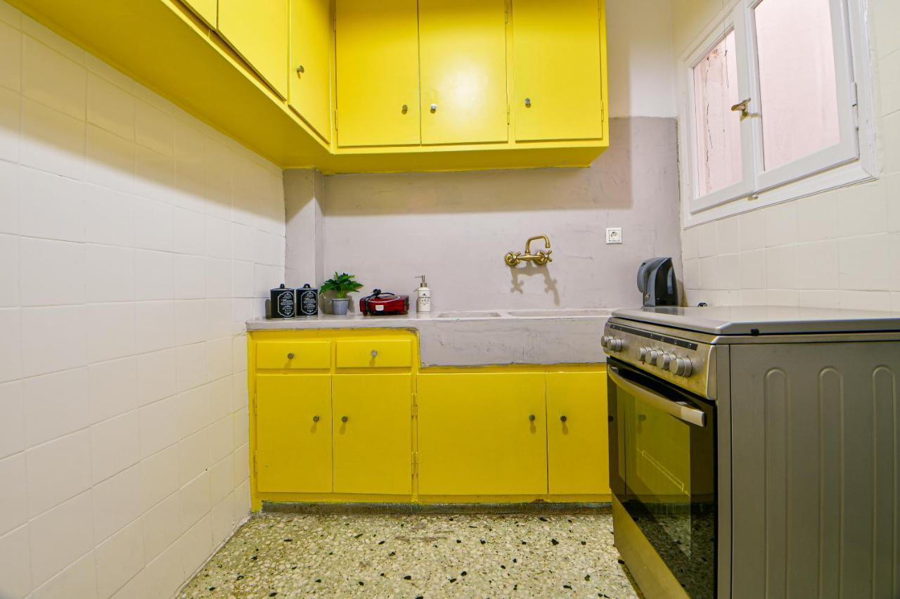 Athenian Sunny Apartment Exterior photo